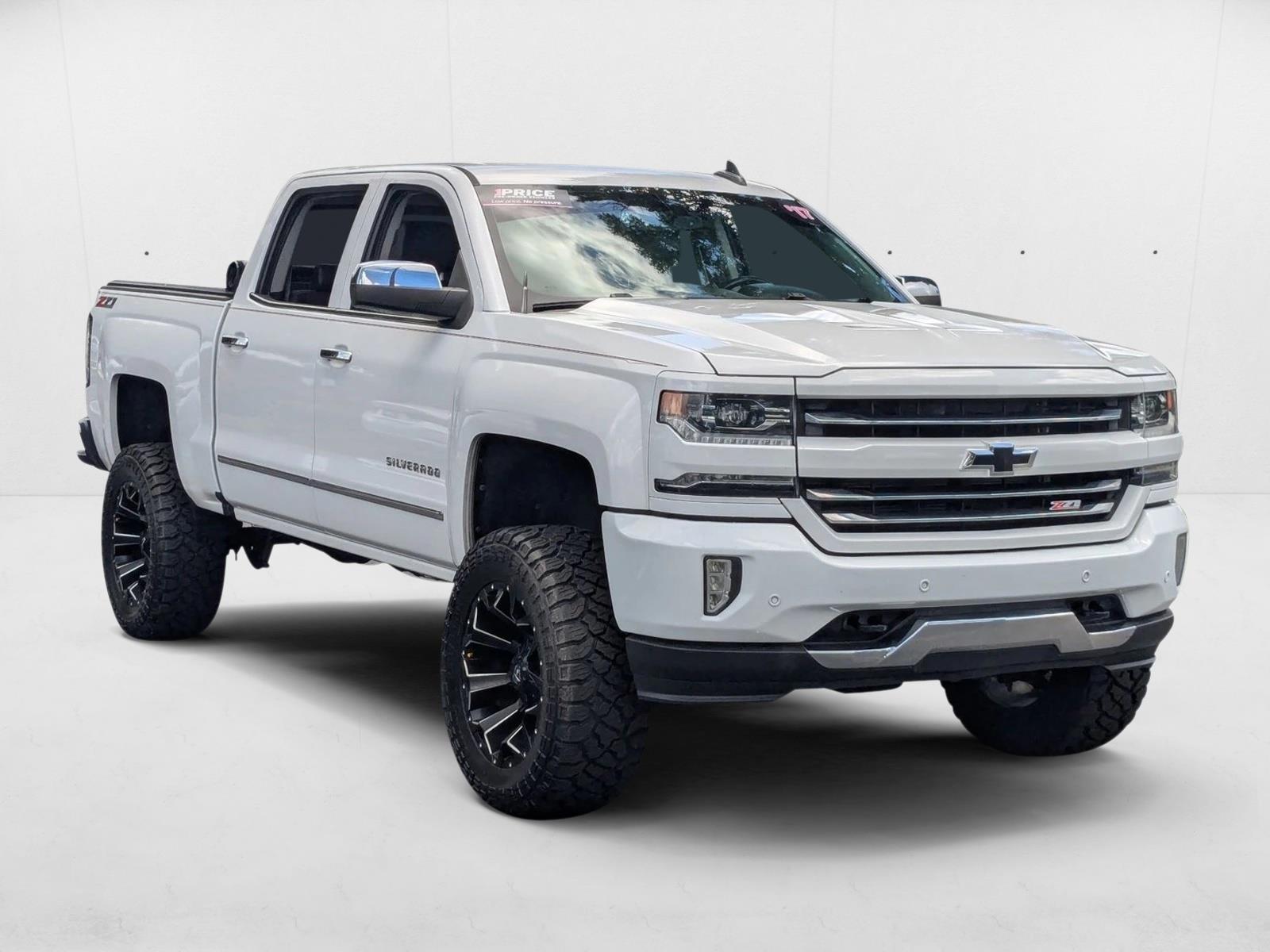 2017 Chevrolet Silverado 1500 LTZ Z71 photo 3