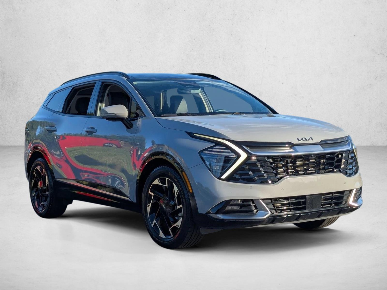 2023 Kia Sportage photo 3