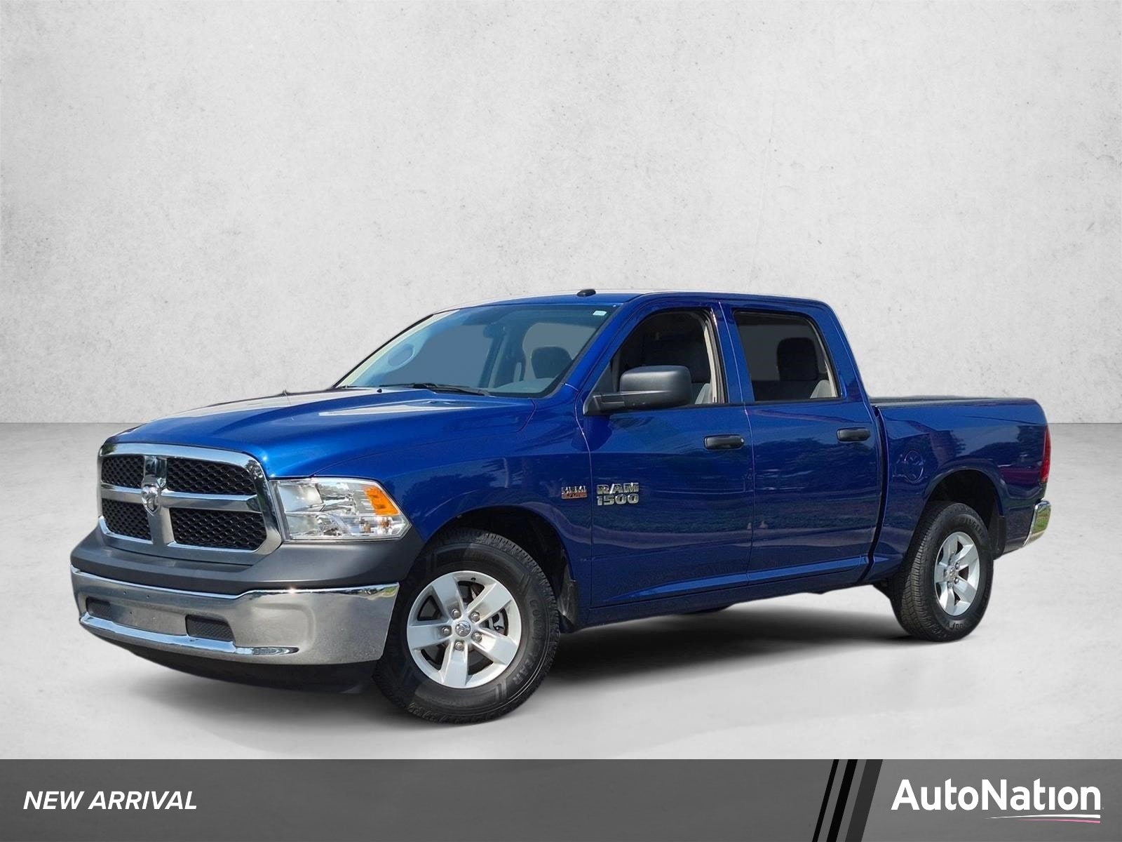 2017 RAM 1500 Tradesman Crew Cab 5'7's photo