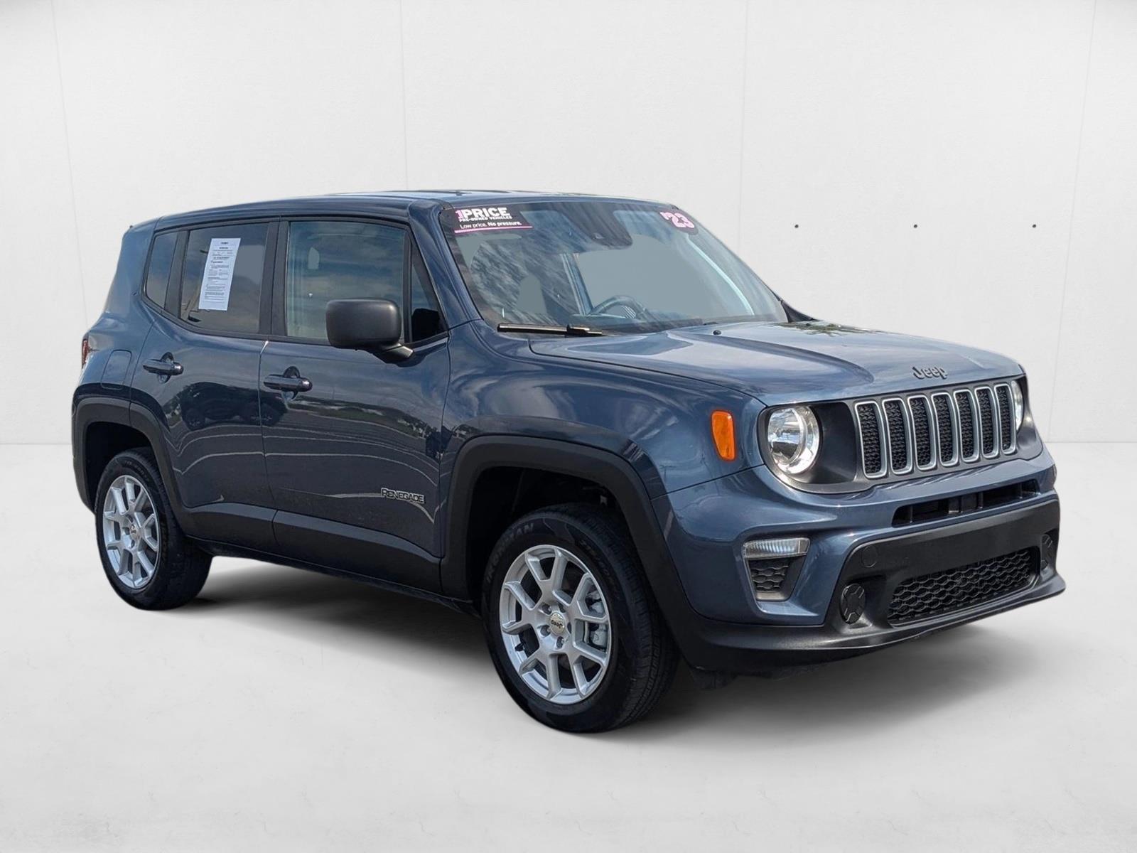 2023 Jeep Renegade Latitude Upland photo 3
