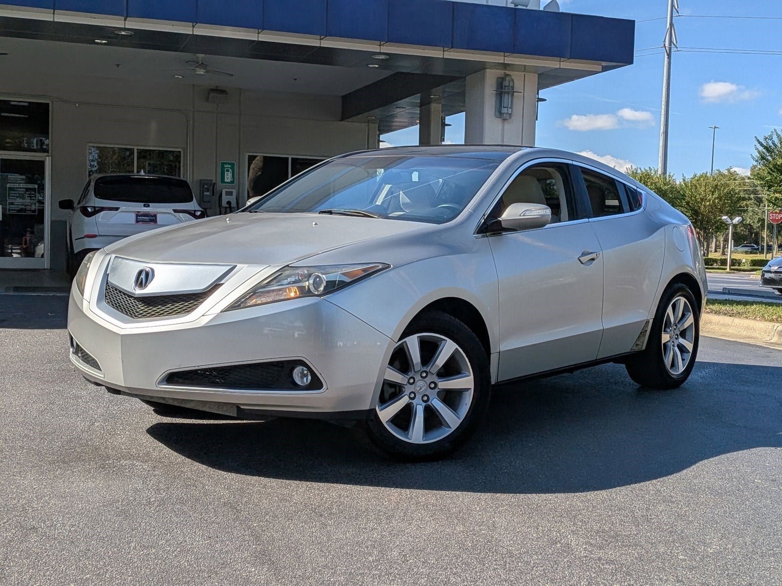 2010 Acura ZDX Technology Package's photo