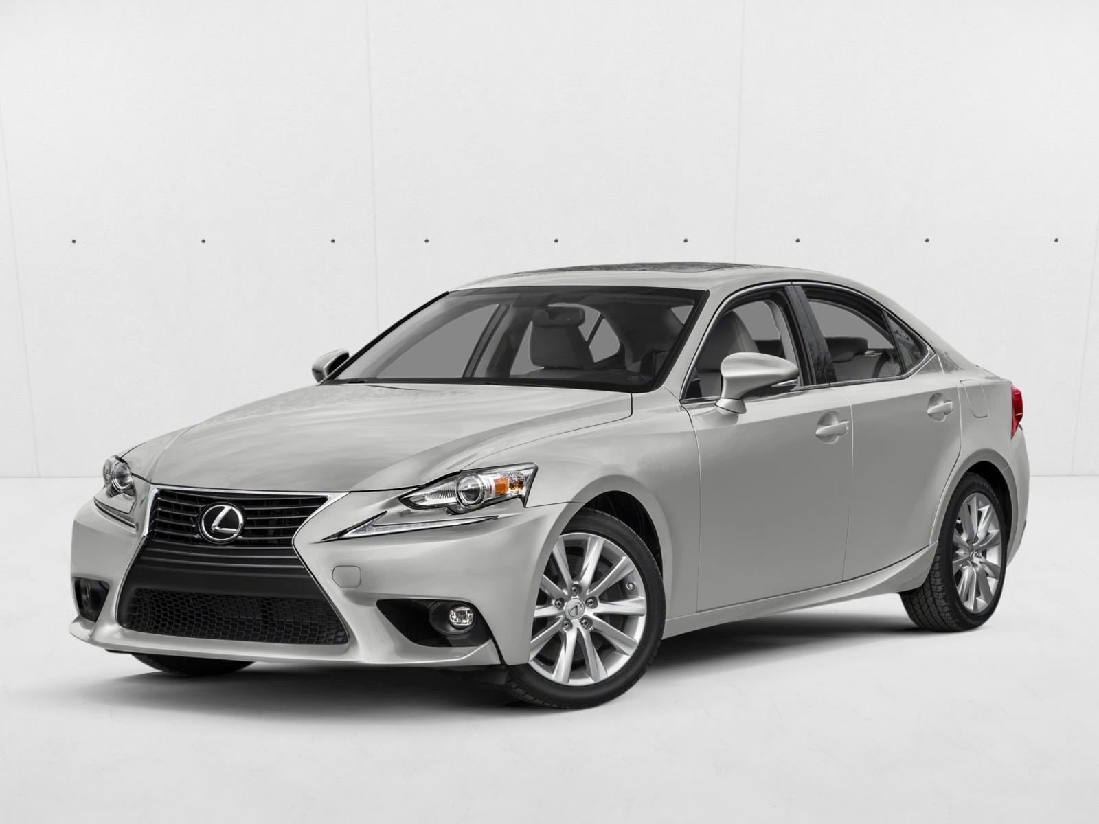 2016 Lexus IS 200t's photo