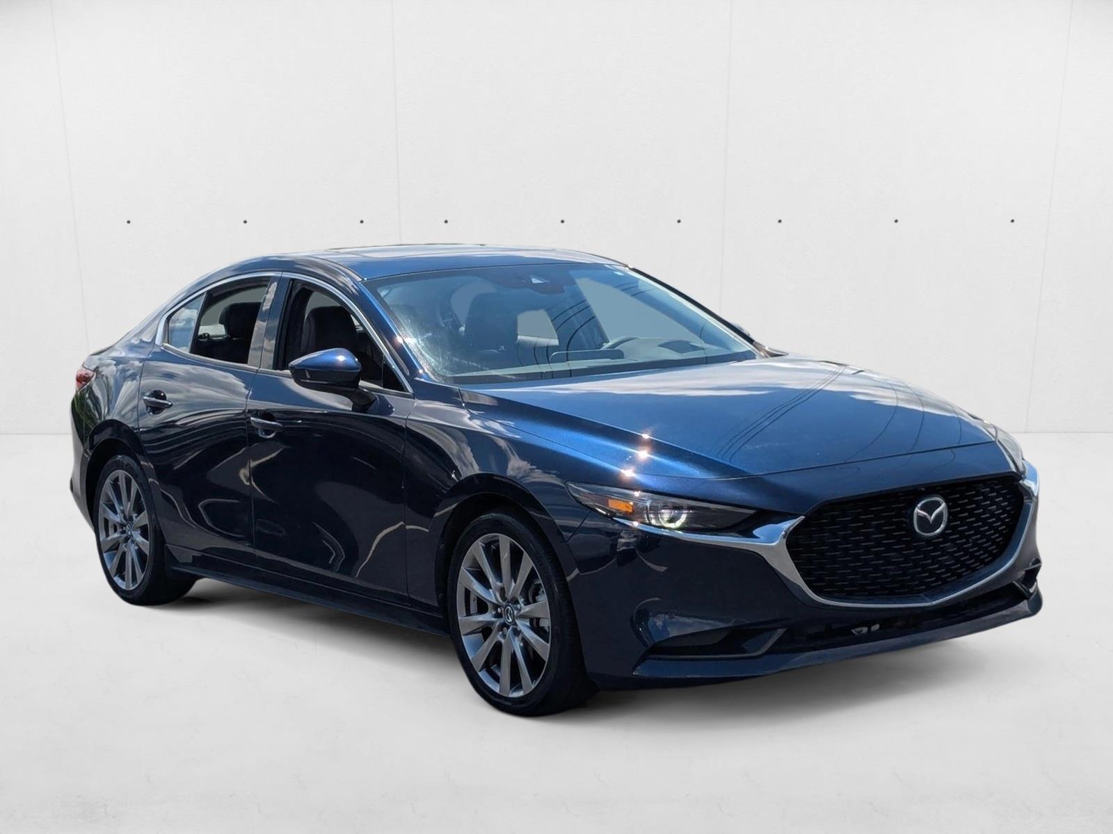 2023 Mazda Mazda3 Sedan 2.5 s Premium photo 3