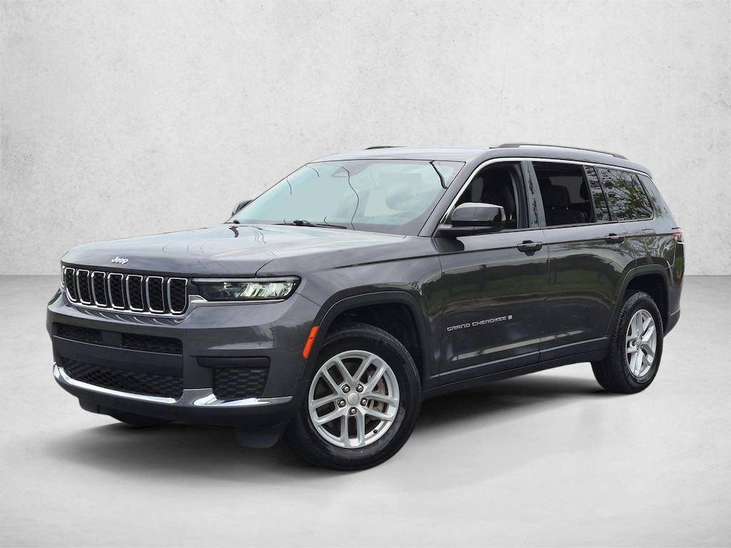 Used 2024 Jeep Grand Cherokee L Laredo SUV