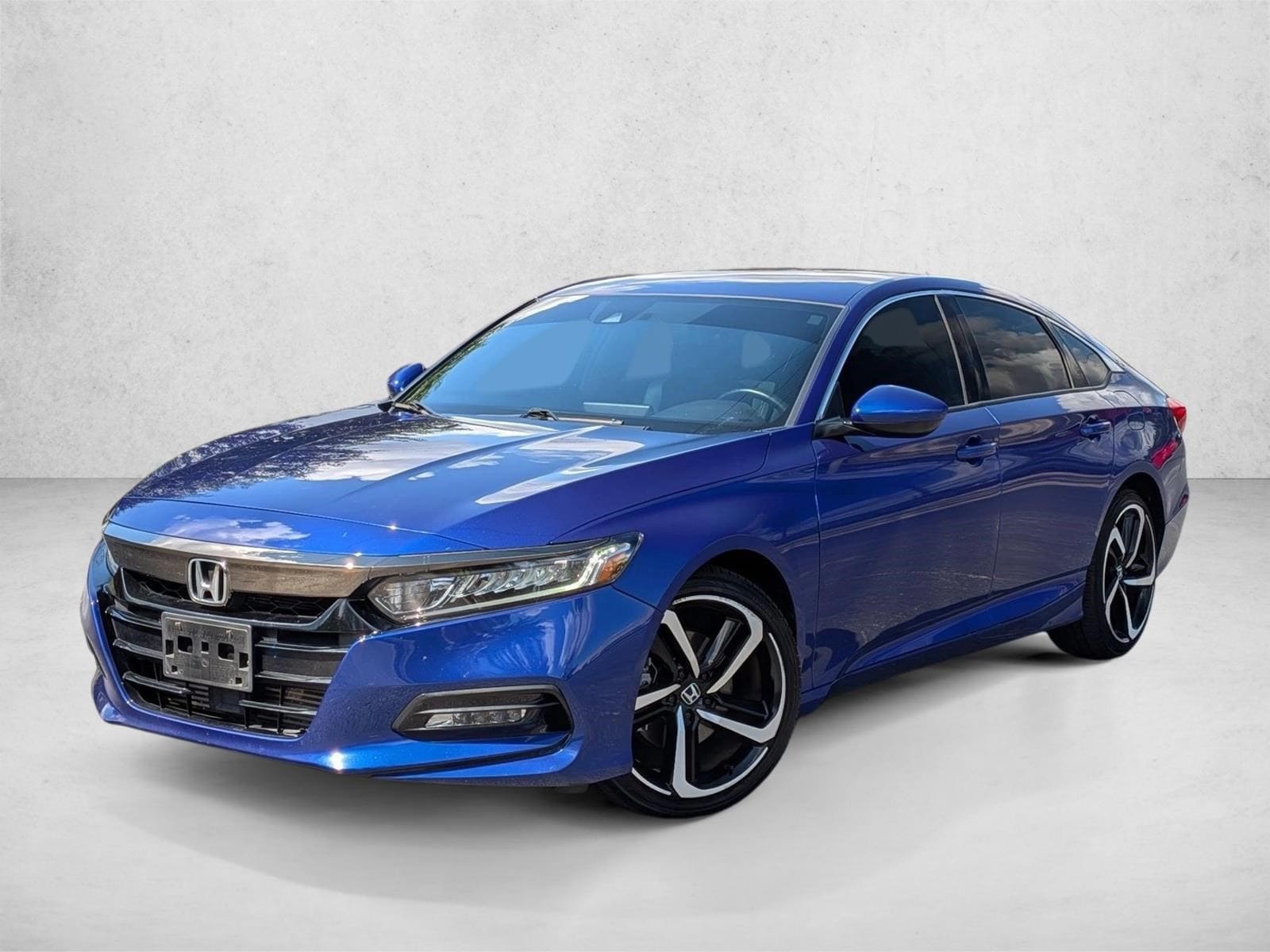 2019 Honda Accord Sport's photo