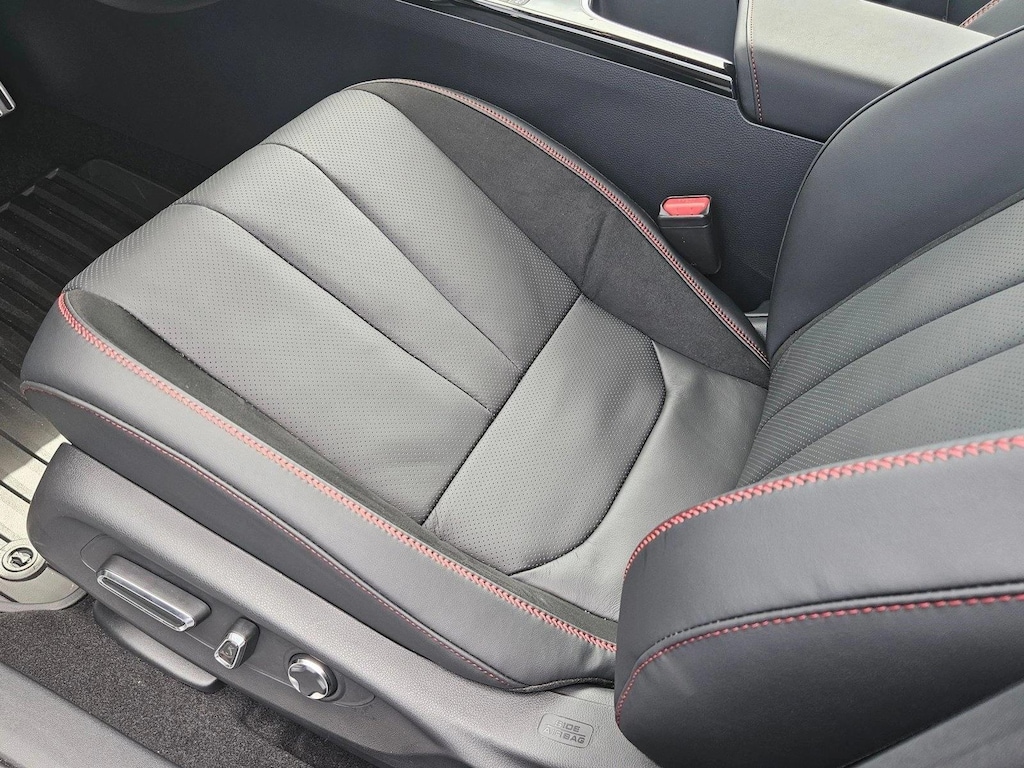 New 2025 Acura ADX w/A-Spec Advance Package SUV