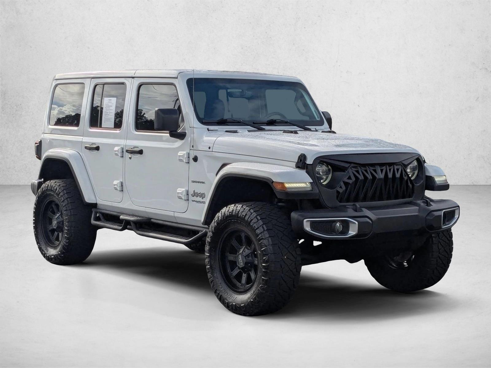 2018 Jeep Wrangler Unlimited Sahara photo 3