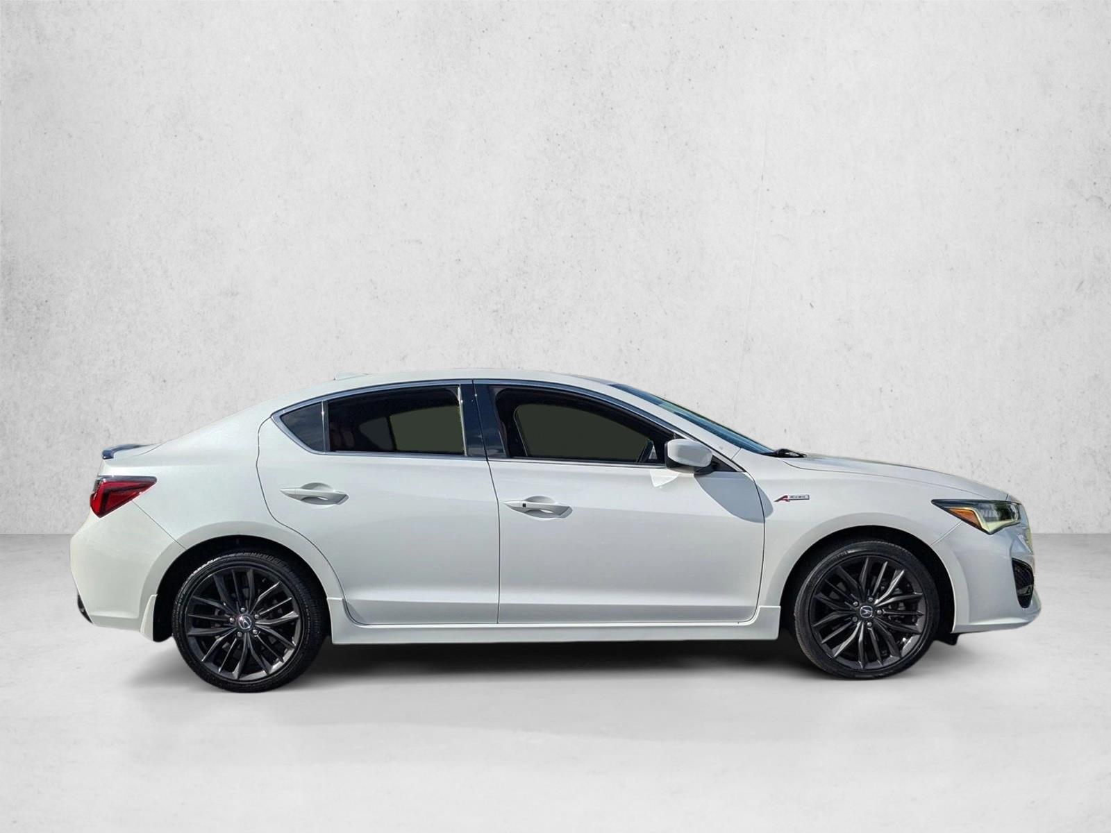 2022 Acura ILX Premium A-Spec photo 4