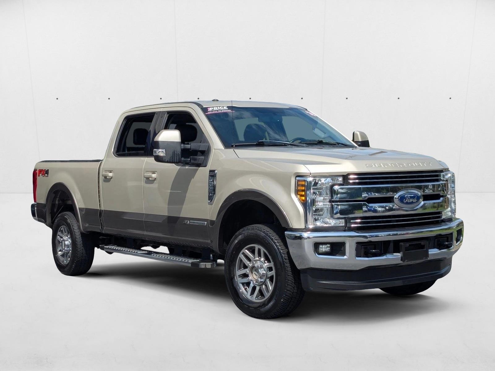 2018 Ford F-250 Lariat photo 3