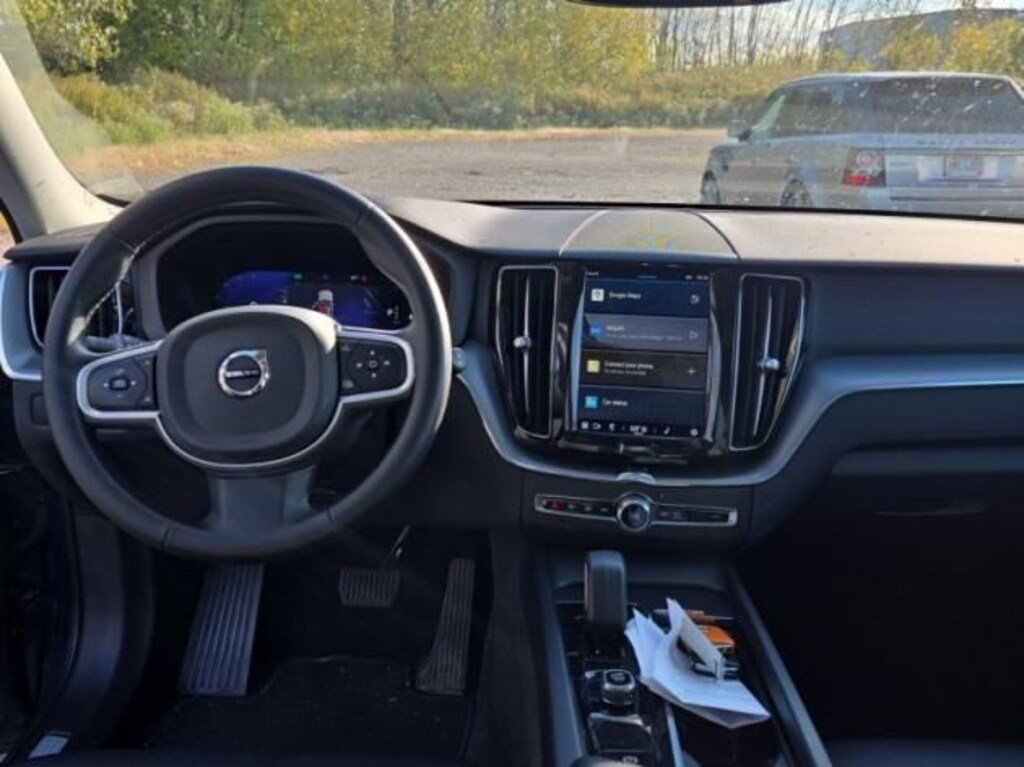 Used 2023 Volvo XC60 B5 Core SUV