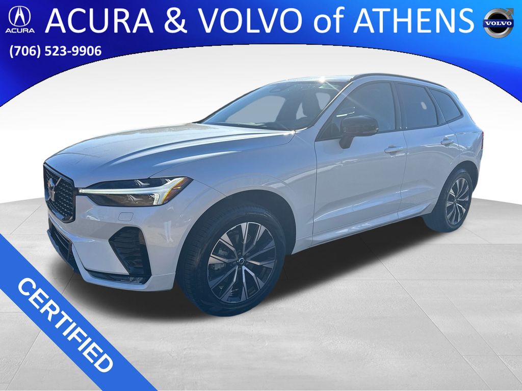 2025 Volvo XC60 Core's photo