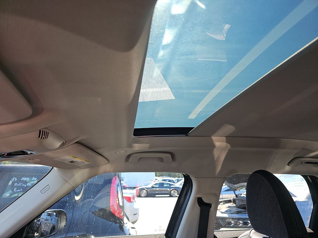 2025 Mini Cooper S ALL4 photo 4