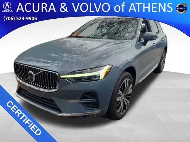 2023 Volvo XC60 Plus's photo