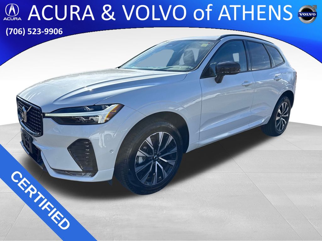 2025 Volvo XC60 Plus's photo