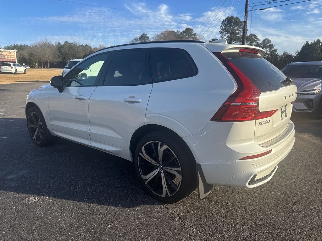 Certified 2023 Volvo XC60 B5 Ultimate Dark Theme SUV