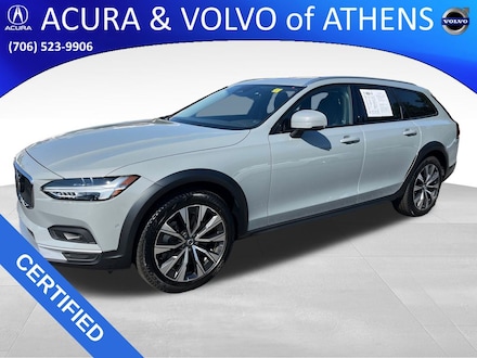 2024 Volvo V90 Cross Country B6 Wagon