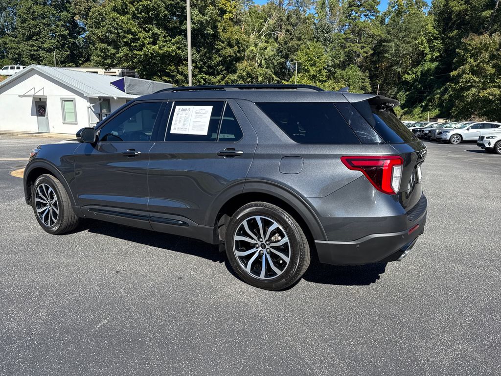 2020 Ford Explorer ST photo 2