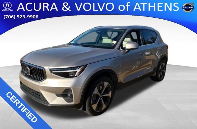 2024 Volvo XC40 Plus's photo