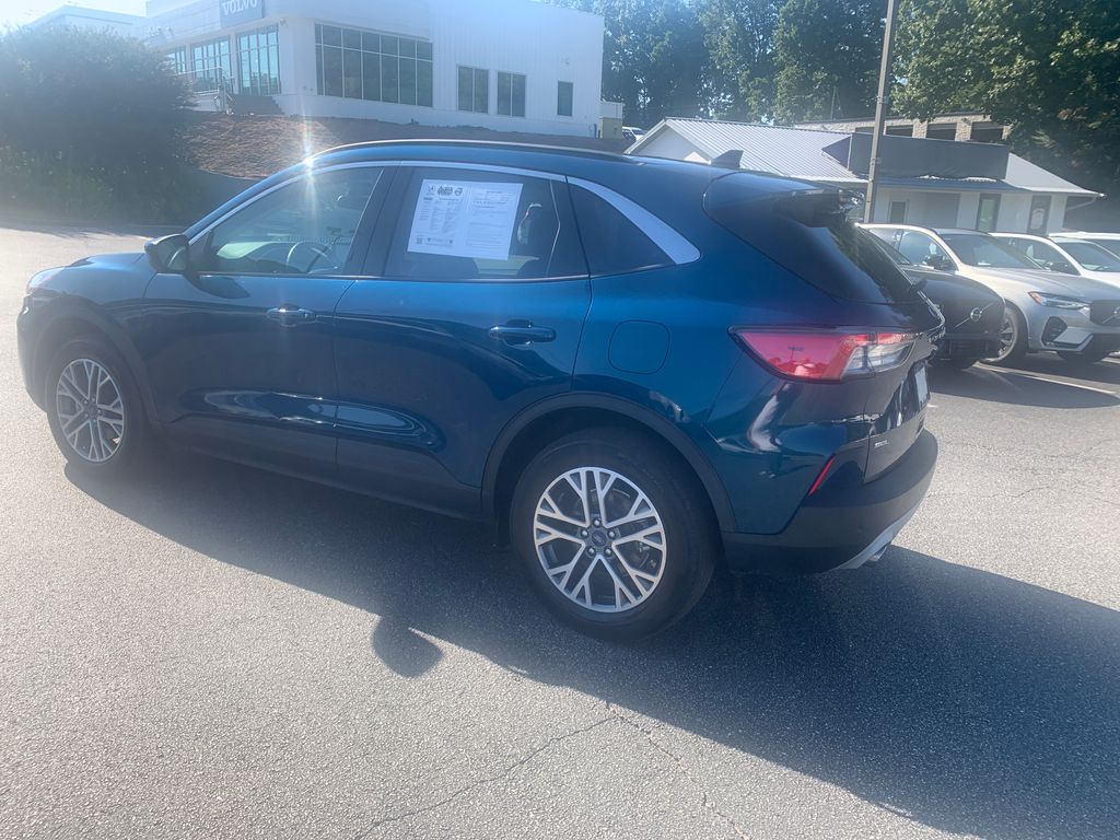 2020 Ford Escape SEL photo 3