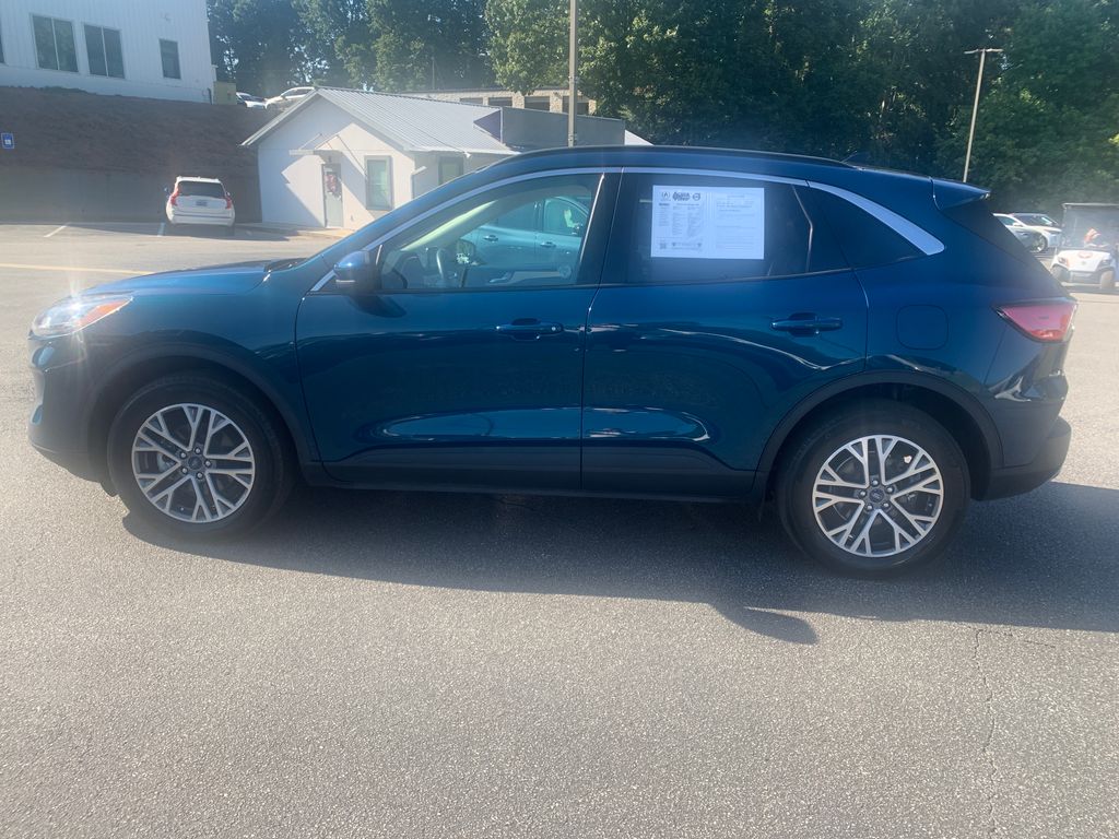 2020 Ford Escape SEL photo 2