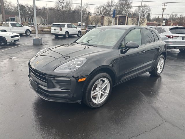 2022 Porsche Macan