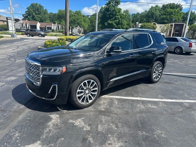 2022 GMC Acadia