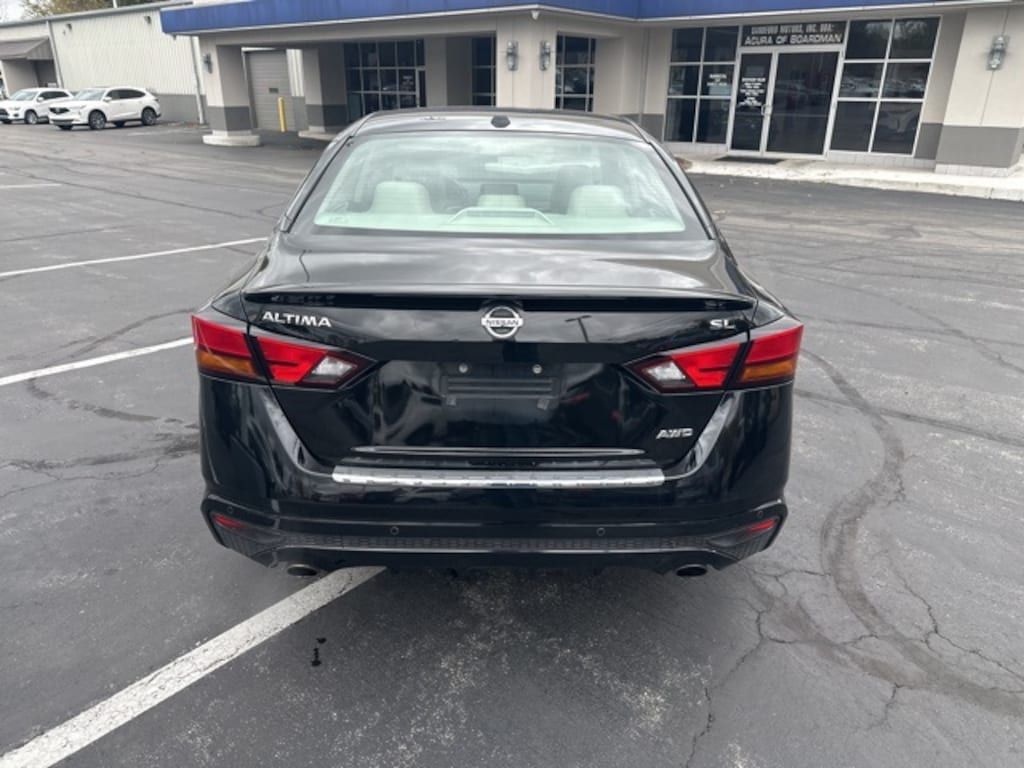 Used 2022 Nissan Altima 2.5 SL Sedan