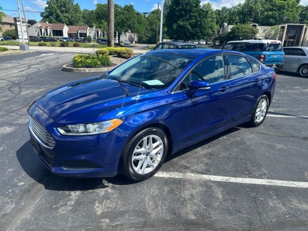 Used 2013 Ford Fusion SE Sedan