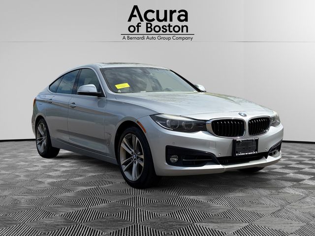 2017 BMW 3 Series 330i xDrive Gran Turismo's photo