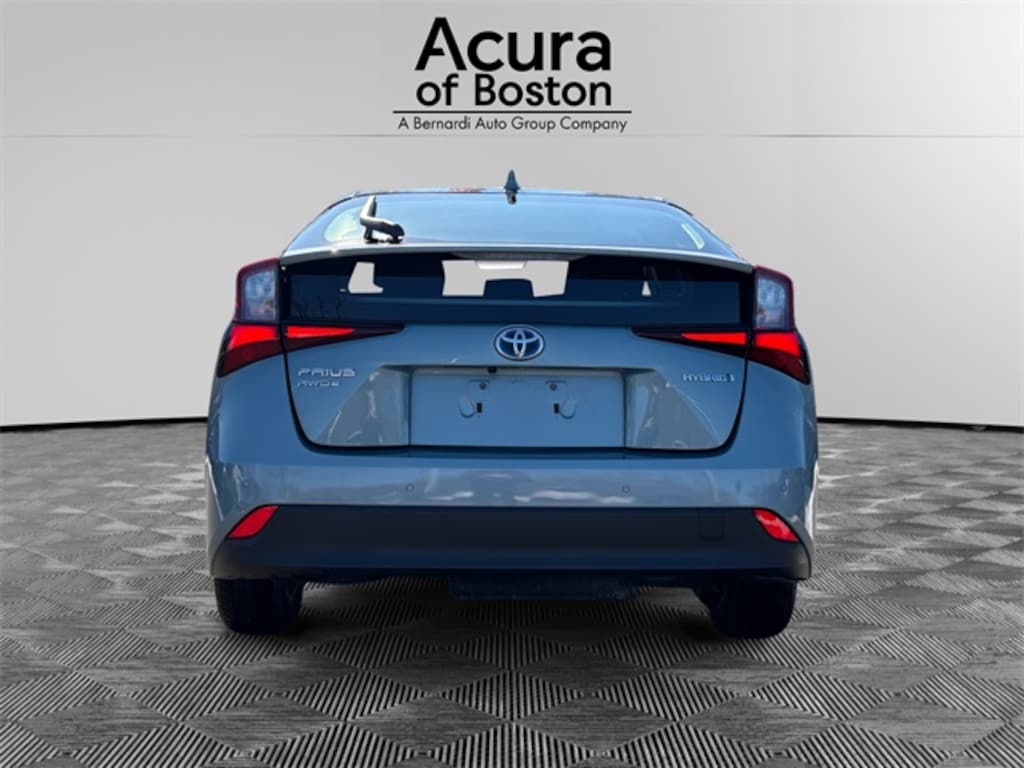 Used 2022 Toyota Prius LE Hatchback