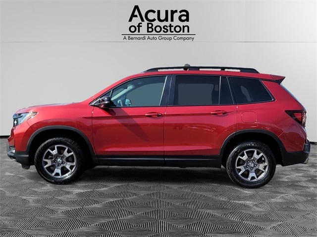 Used 2022 Honda Passport TrailSport with VIN 5FNYF8H61NB015897 for sale in Brighton, MA