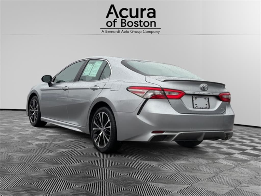 Used 2018 Toyota Camry L Sedan