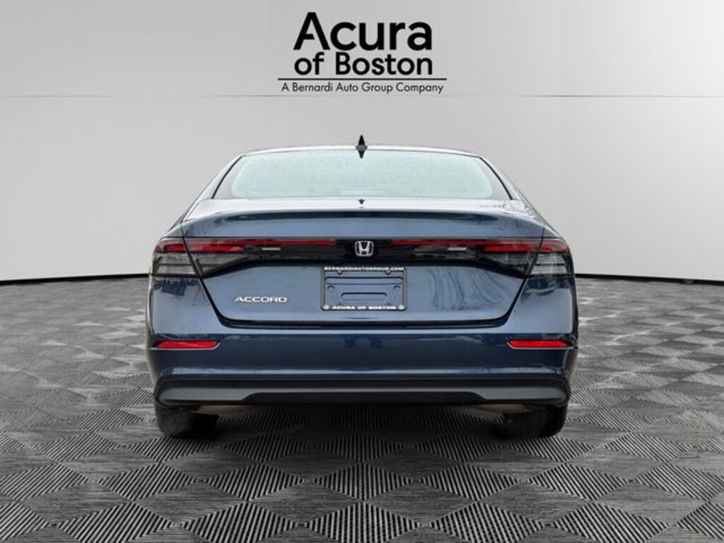 Used 2024 Honda Accord EX Sedan