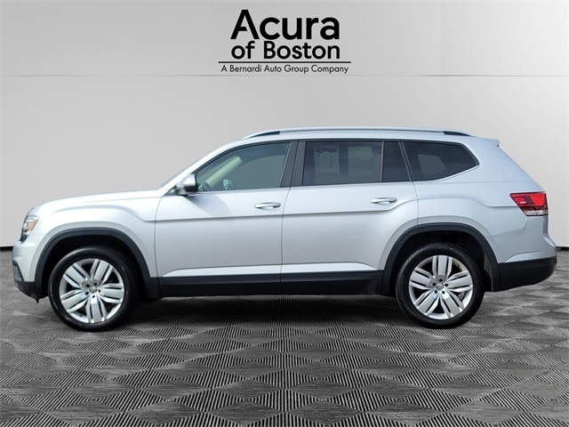 Used 2019 Volkswagen Atlas SE w/Tech with VIN 1V2UR2CA6KC529184 for sale in Brighton, MA