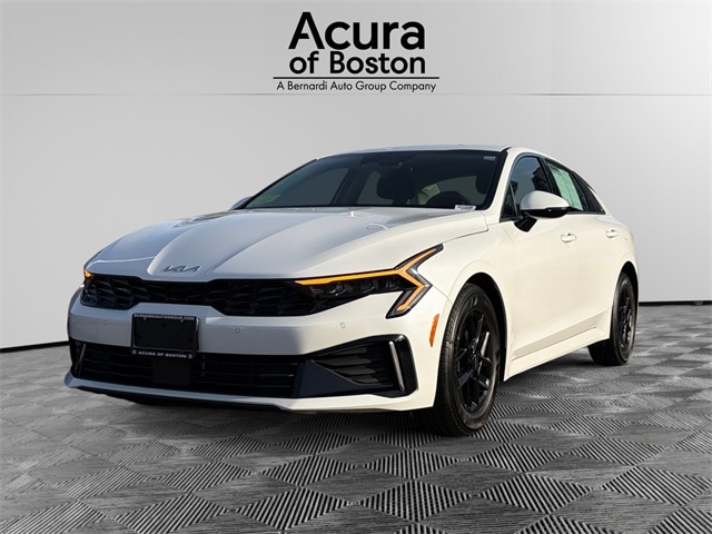 2025 Kia K5 LXS's photo