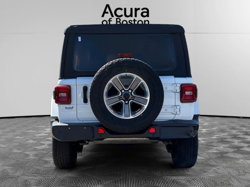 Used 2021 Jeep Wrangler Unlimited Sahara SUV