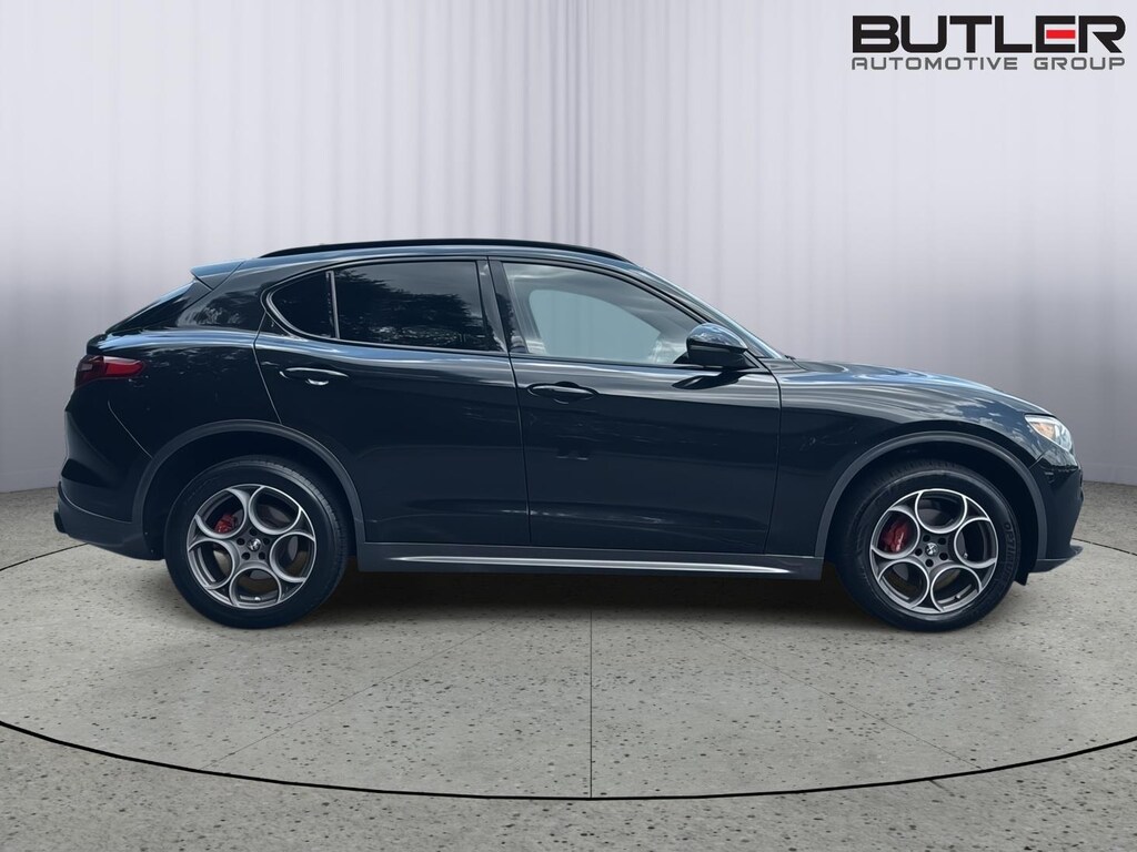 Used 2022 Alfa Romeo Stelvio Ti SUV