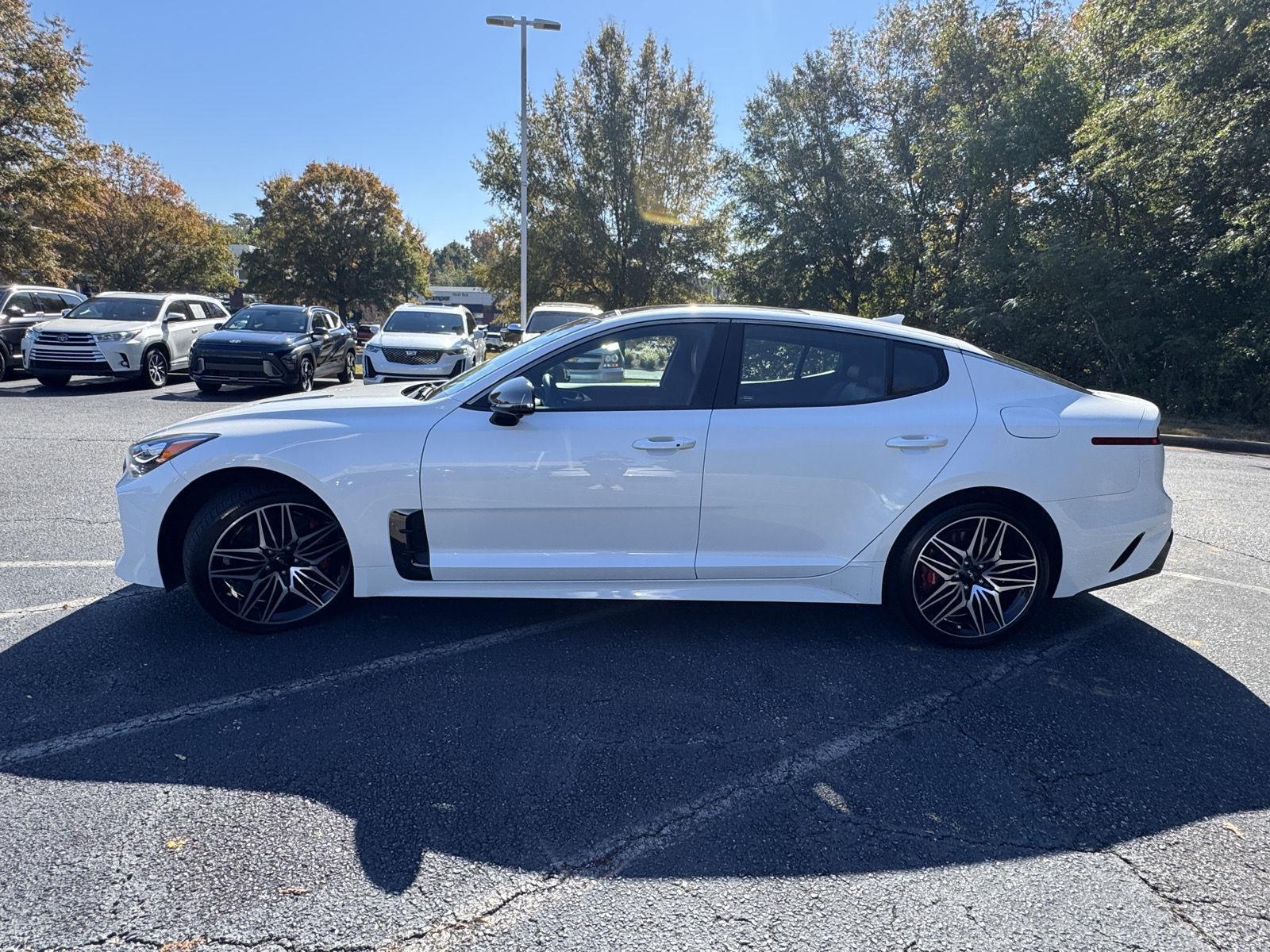 2022 Kia Stinger GT2 photo 4