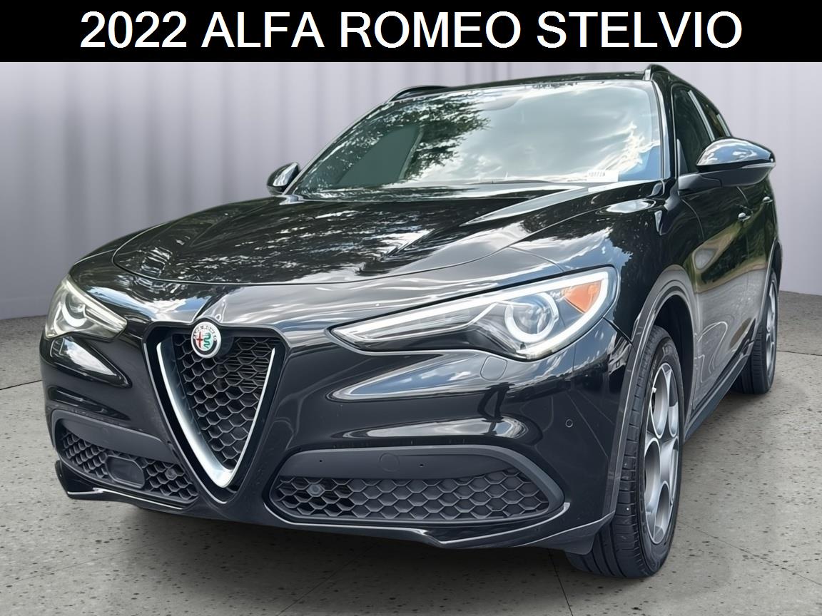 2022 Alfa Romeo Stelvio Ti AWD's photo