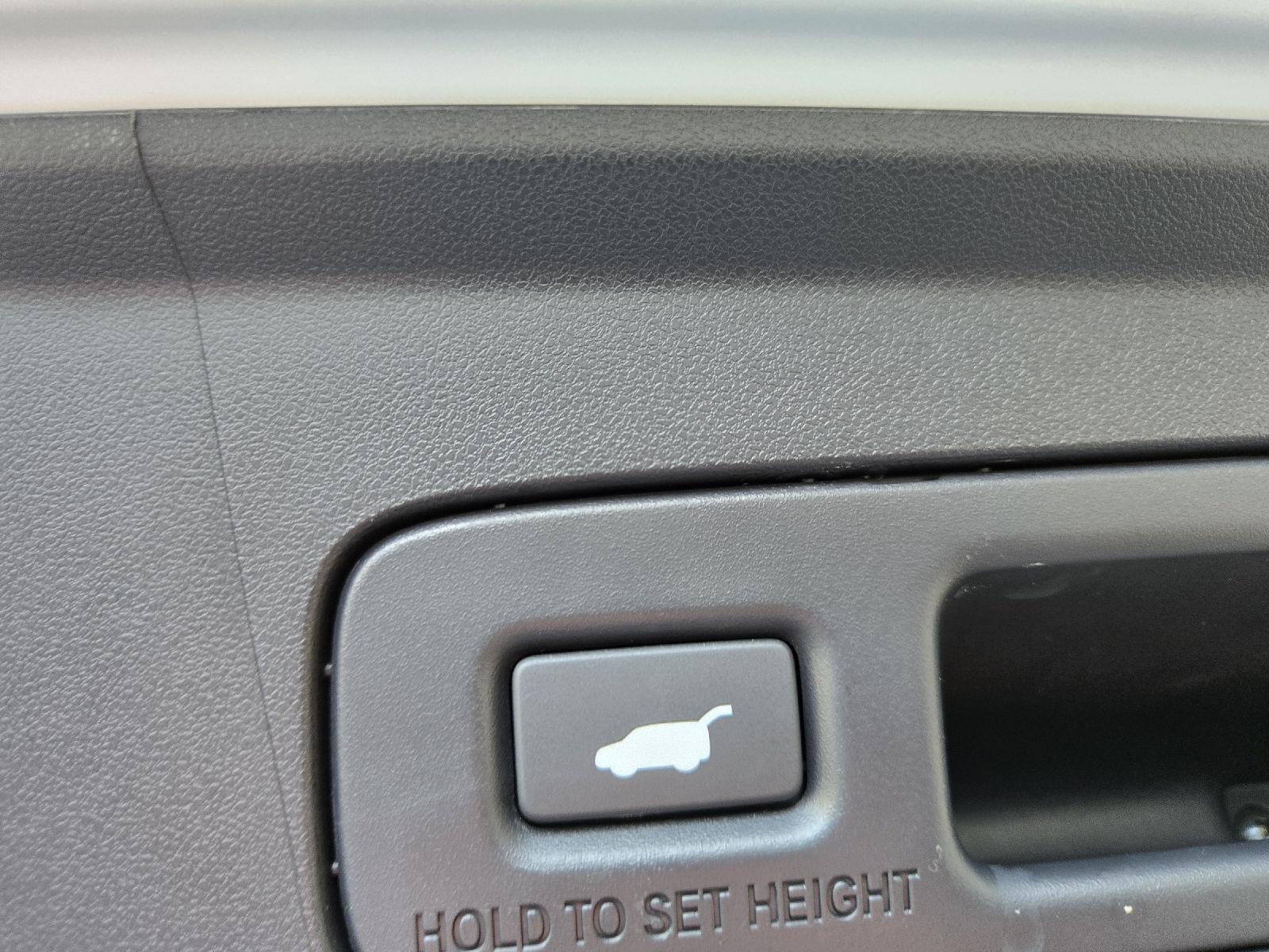 2025 Acura ADX Base - Photo 13
