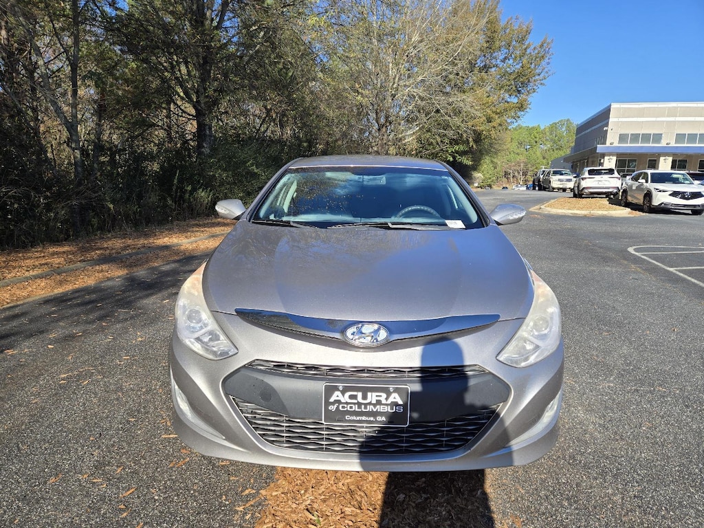 2014 Hyundai Sonata Hybrid Base photo 2