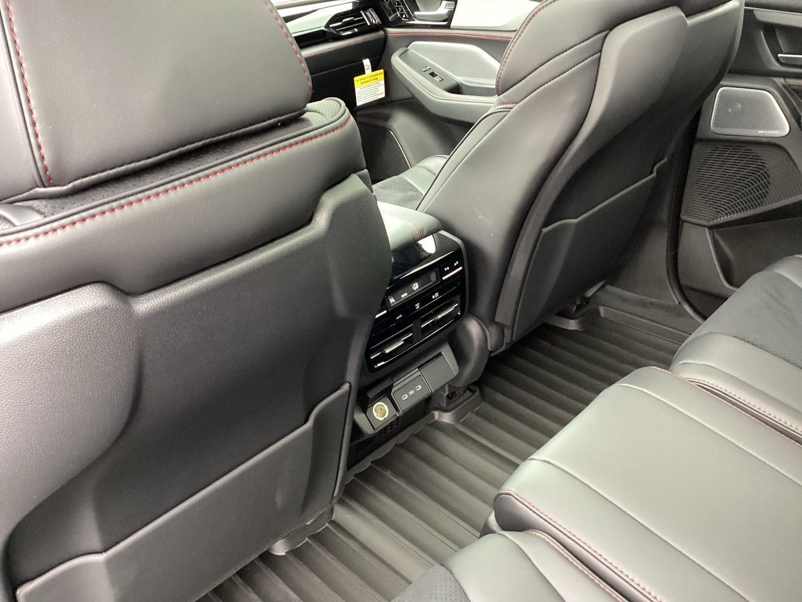 2026 Acura MDX A-Spec Package - Photo 10