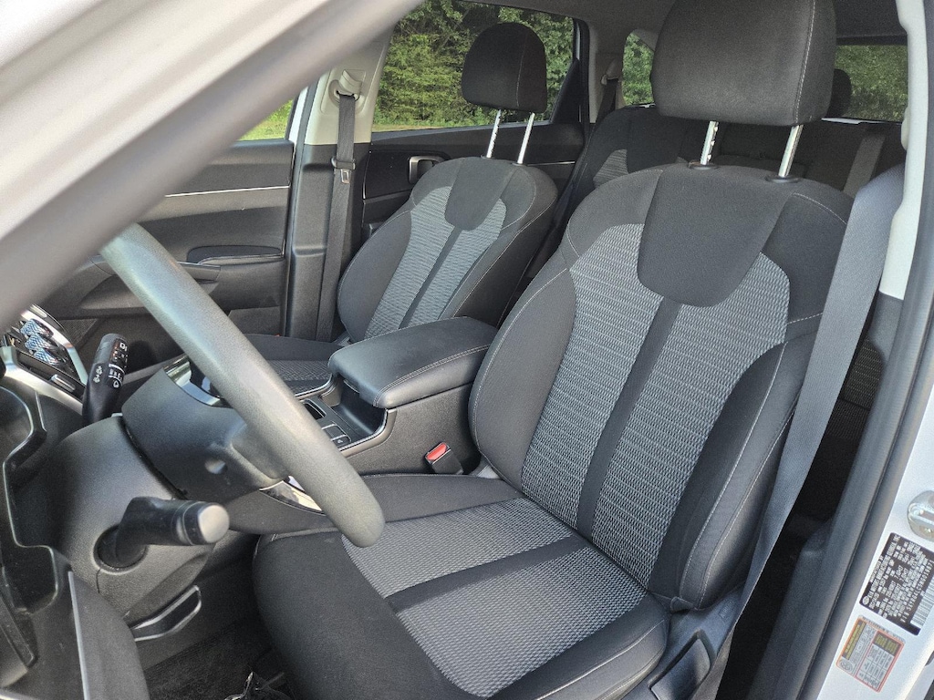Used 2021 Kia Sorento LX SUV