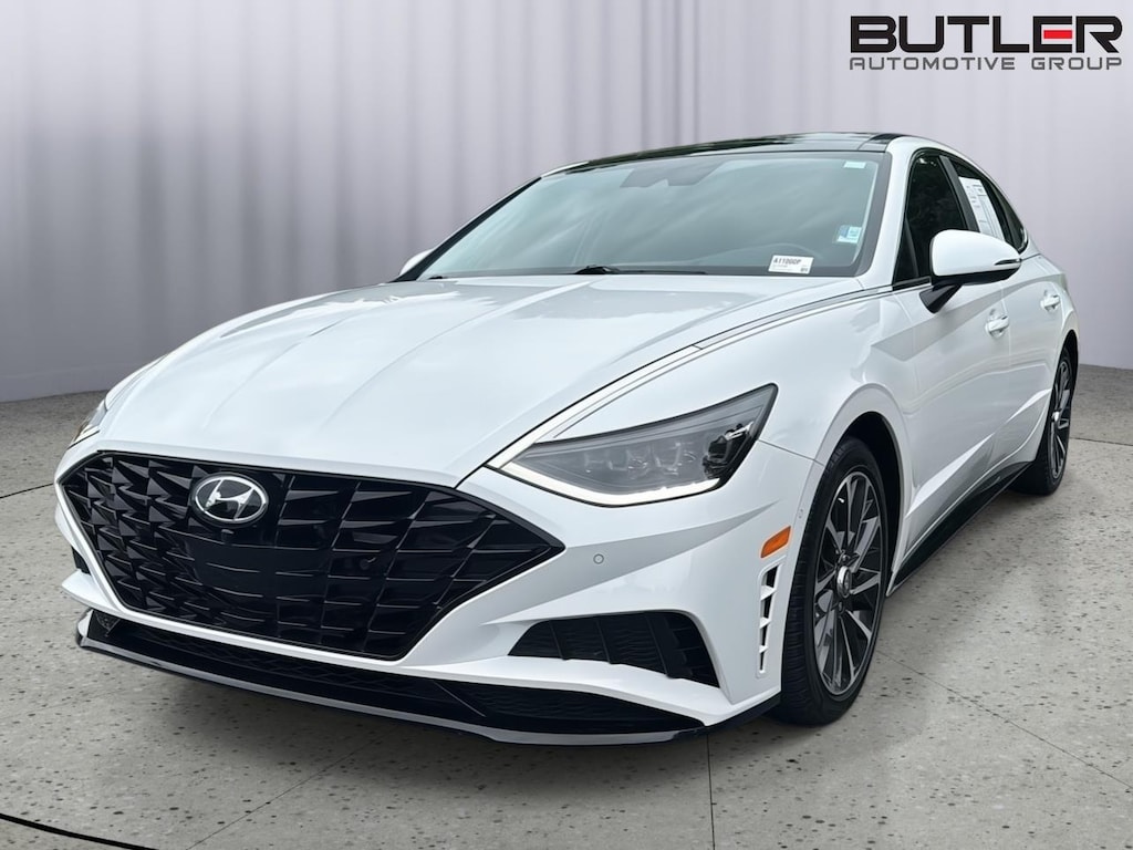 Used 2023 Hyundai Sonata Limited Sedan