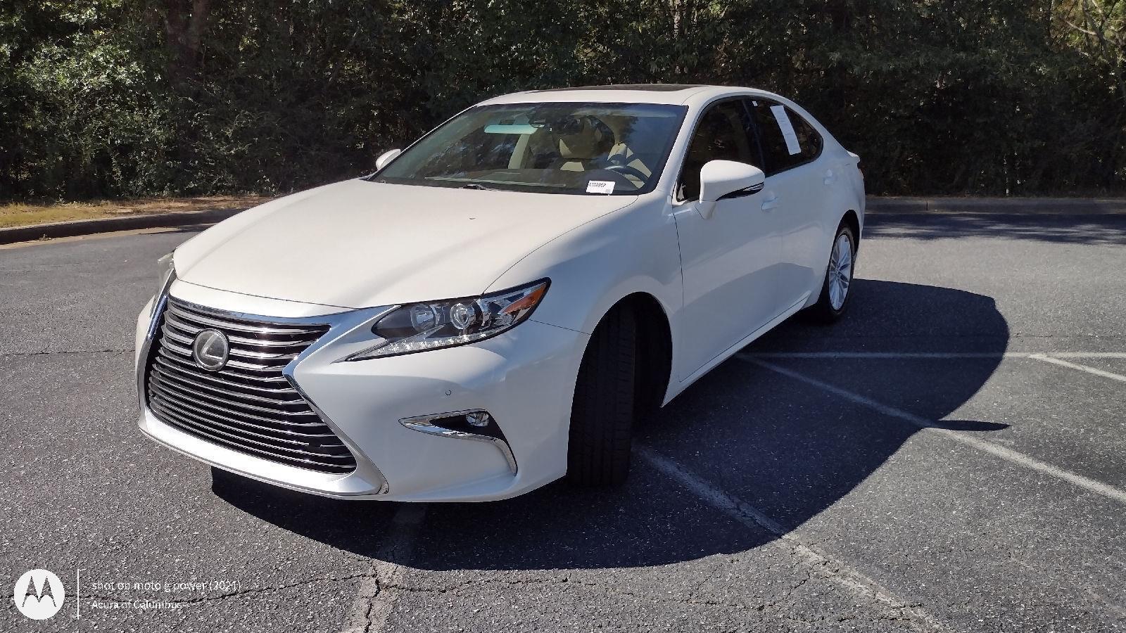 2016 Lexus ES 350 photo 2