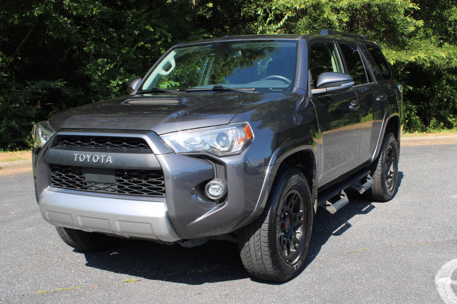 2023 Toyota 4Runner TRD Premium photo 2