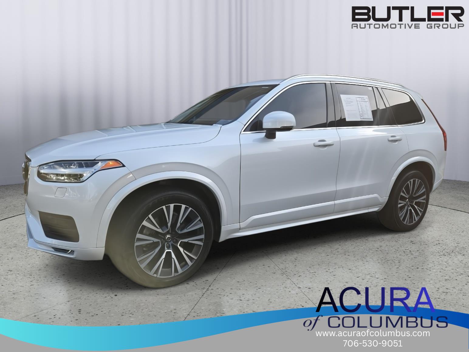 2022 Volvo XC90 T5 Momentum FWD's photo