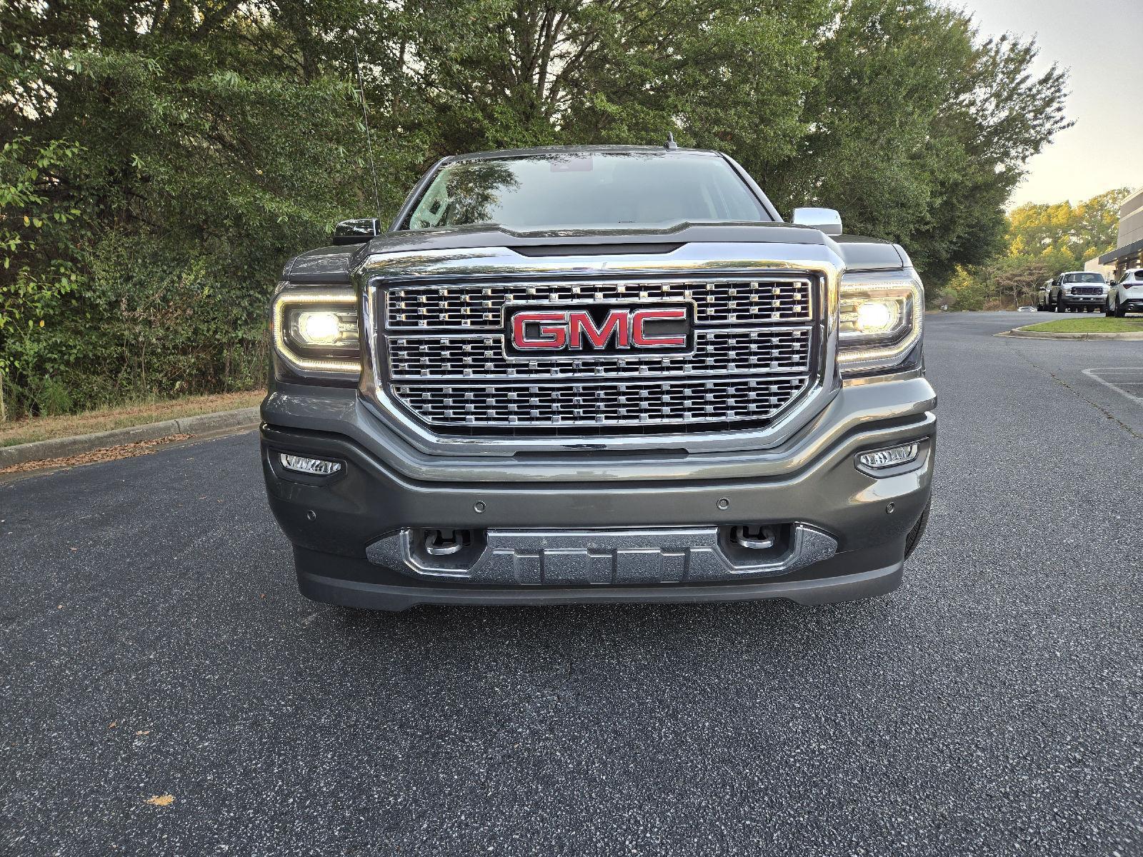 2017 Gmc Sierra 1500 Denali photo 2