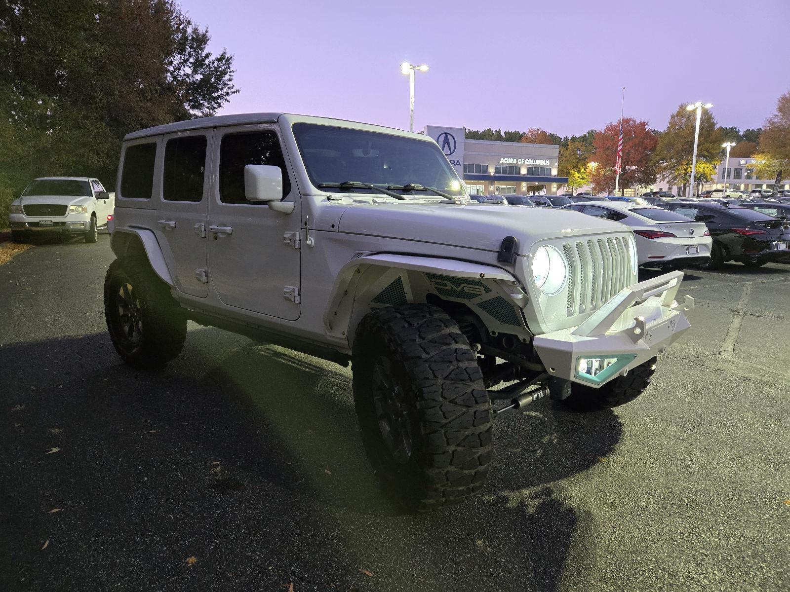 2019 Jeep Wrangler Unlimited Sahara photo 4