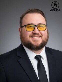Staff member Robbie Dean from ID_e56c39589914